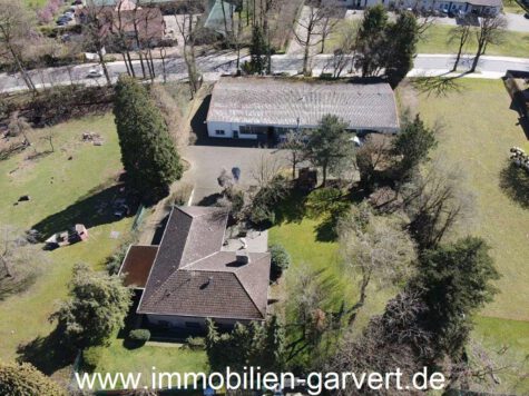 Wohnen und Arbeiten! Großzügiges Einfamilienhaus mit Gartenanlage und Gewerbegebäude in Borken, 46325 Borken, Halle/Lager/Produktion